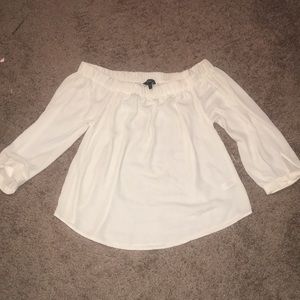 White off the shoulder Express top